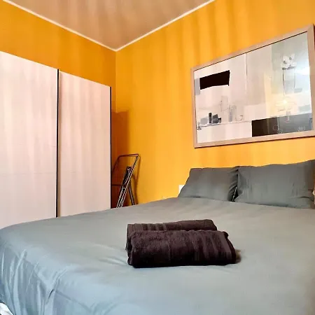 Beachfront & Sea View Sleeps 6 Apartamento *