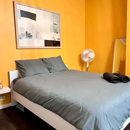 Beachfront & Sea View Sleeps 6 Apartamento *