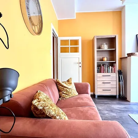 Beachfront & Sea View Sleeps 6 Apartamento *