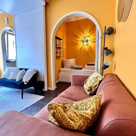 Apartamento Beachfront & Sea View Sleeps 6 De Panne