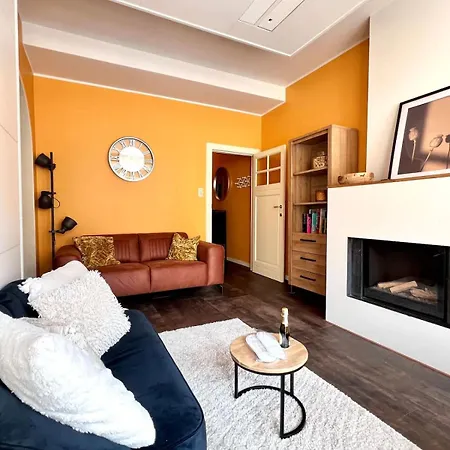 Beachfront & Sea View Sleeps 6